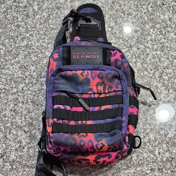 WolfPak 9L Neon Leapord Sling Backpack - Picture 1 of 7